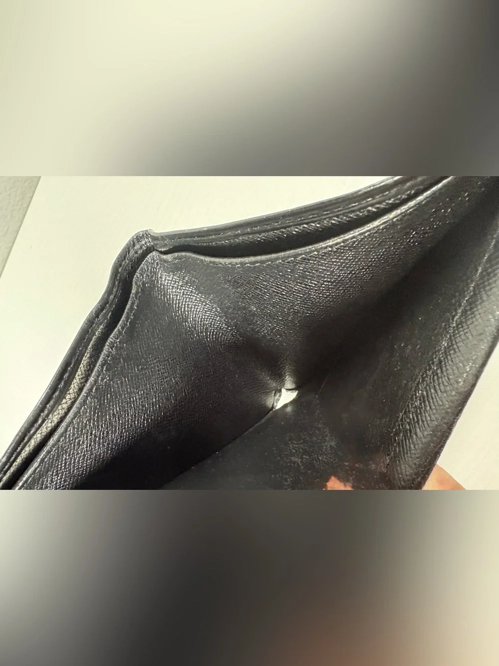Louis Vuitton Epi Leather Bi Fold Wallet